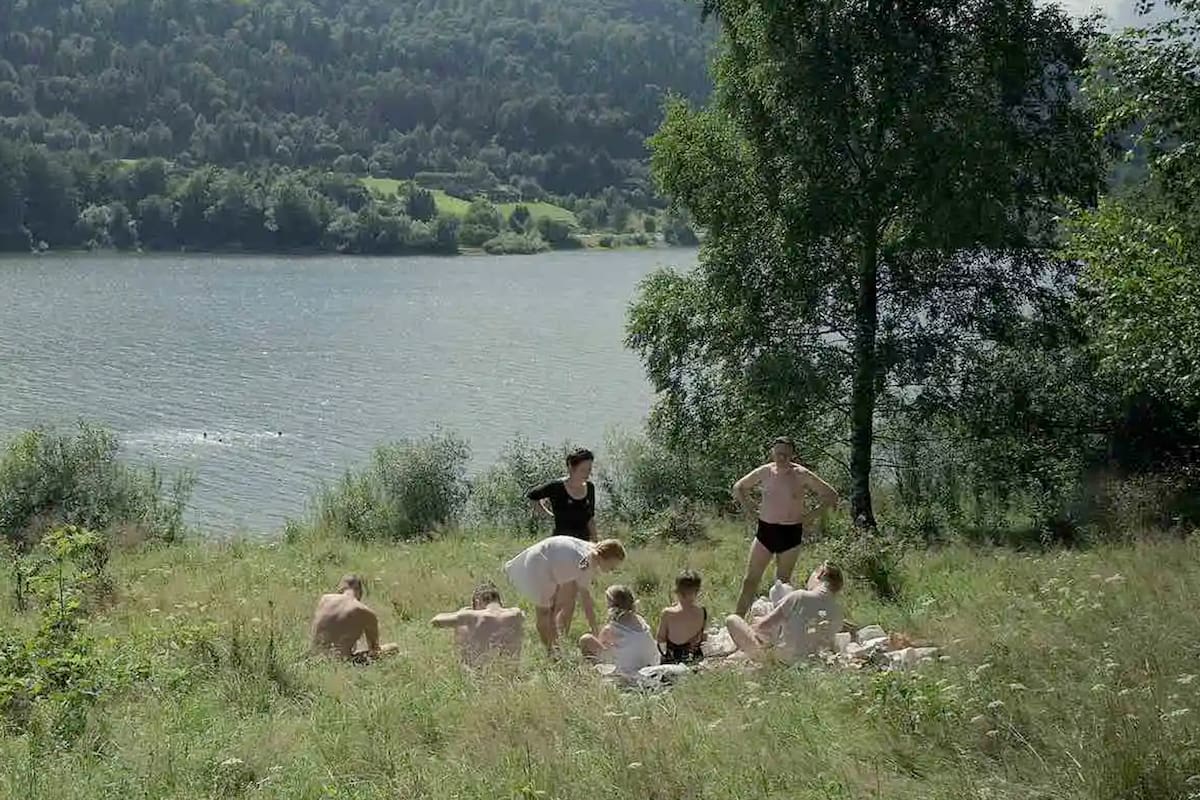 Escena de "The zone of interest", película de Jonathan Glazer basada en el libro homónimo del escritor Martin Amis