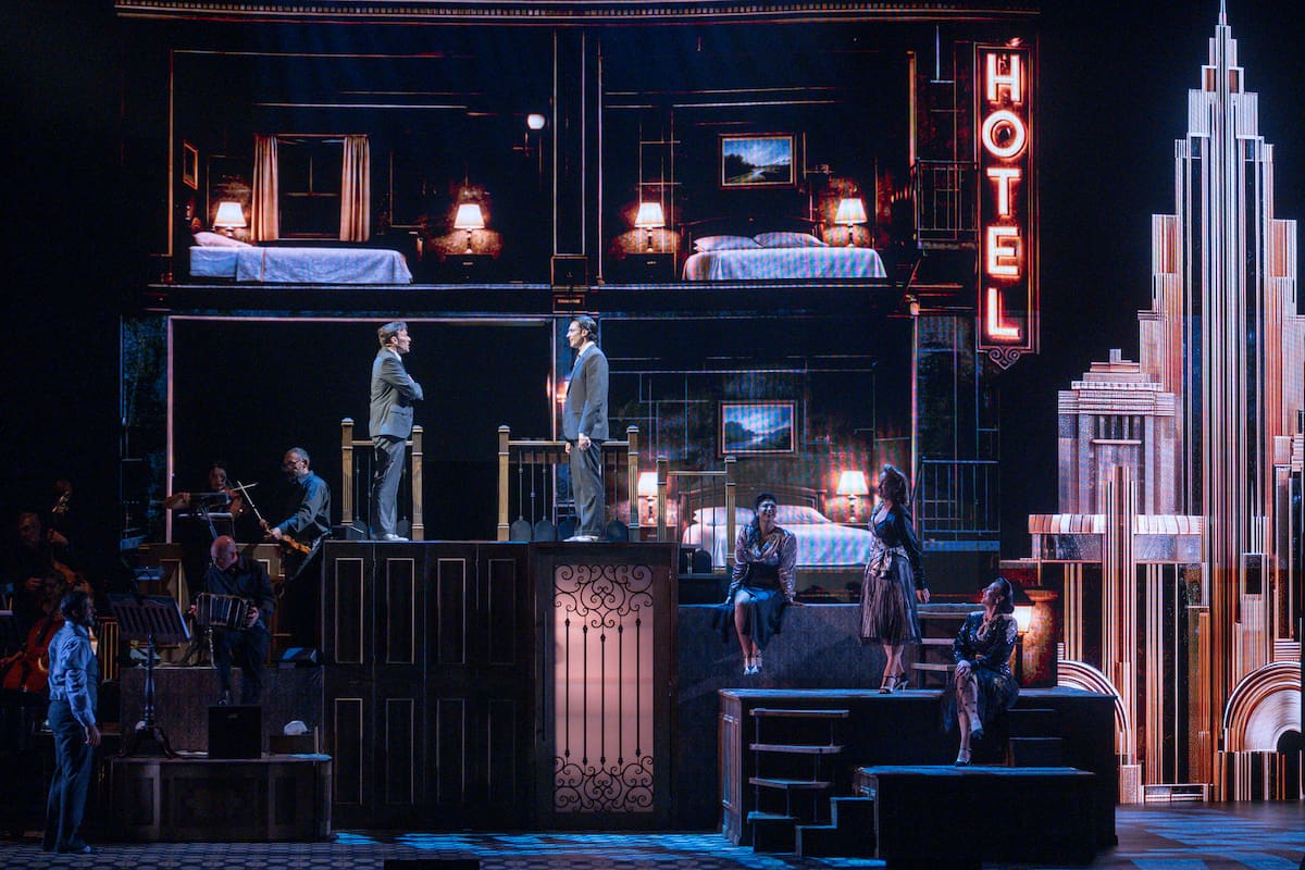 Escena del espectáculo "Astor, Piazzolla eterno"