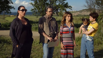 Escena del film Madres Paralelas de Pedro Almodóvar