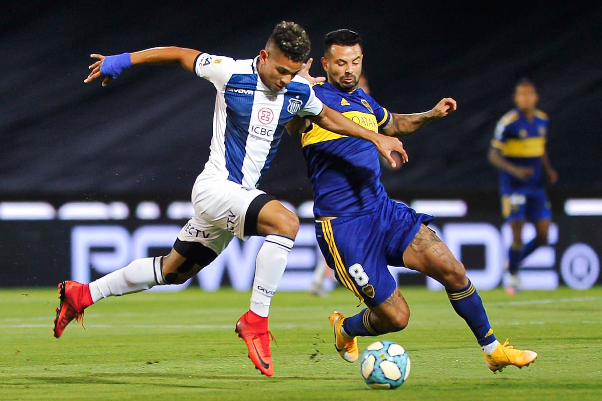 Escena del partido entre Talleres de Córdoba y Boca Juniors.