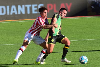 Estudiantes de La Plata tuvo un buen primer tiempo, pero después del gol de Aldosivi se derrumbó