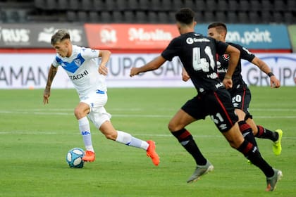 Escena del partido que disputaron Vélez Sarsfield y Newells Old Boys.