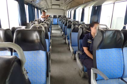 Escena del peritaje planimétricos realizado por la policía bonaerense