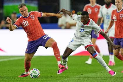 Escocia le ganó a Haití por 1 a 0 y es líder de su zona en la previa de la fecha 2