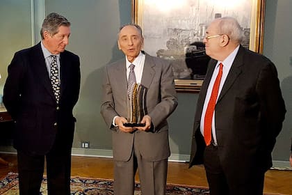 Escribano, Magnetto e Ignacio, en Clarín