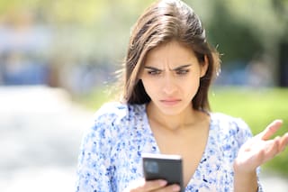 Demuestran el efecto negativo que tiene esta costumbre al chatear en WhatsApp o Tinder