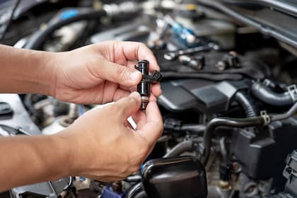 Escucha el motor del auto, puede estar indicando fallas con un sonido