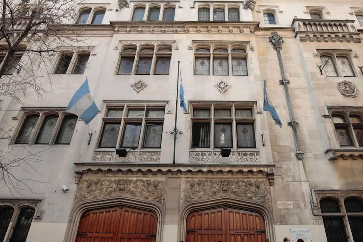 Escuela Argentina Modelo