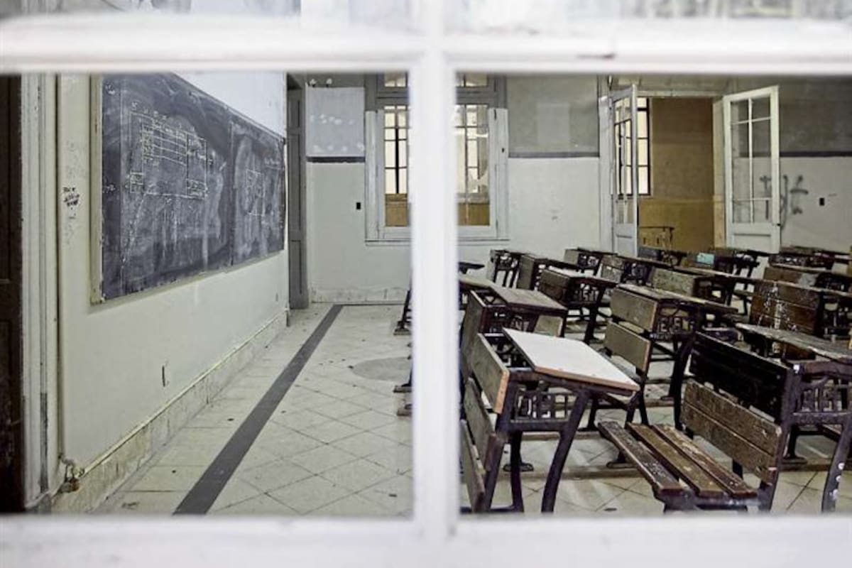 Escuelas cerradas, otra postal de la pandemia,170x151mm