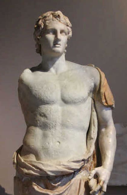 Escultura de Alejandro Magno: la ubicación de sus restos es un misterio