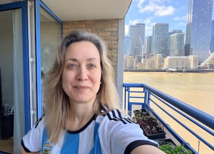 “Ese sentimiento de hermandad y unión que se siente gracias a la expectativa que genera un partido de la selección. Se borran las diferencias y sale a la luz eso que tal vez durante el año no se siente: el sentimiento de que todos somos uno".