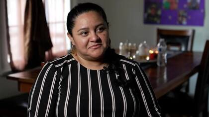 Esmeralda estuvo criando a sus cinco hijos sola durante la detención de Mejía