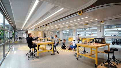 Espacio de uso múltiple en el ITBA en el Parque de la Innovación