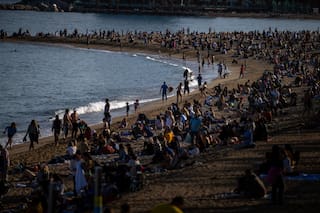 España bate su propio récord de visitantes extranjeros, con casi 96,8 millones en 2025