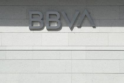 España.-Economía/Finanzas.- BBVA lanza la mayor recompra de acciones de su historia, por valor de casi US$4.000 millones