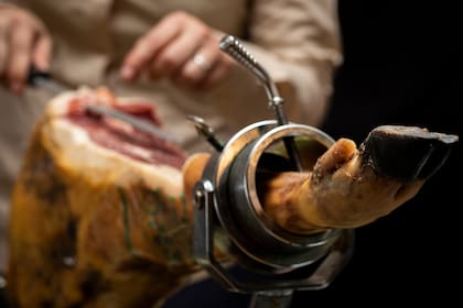 España es el primer productor de cerdo de la UE y referente con su clásico jamón