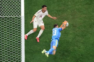 España fija récord del Mundial con seis vallas invictas seguidas; Simón amplía racha sin goles