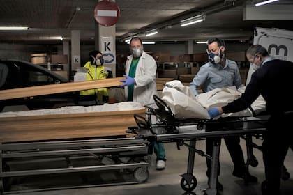 España reportó 551 fallecidos por coronavirus en las últimas 24 horas