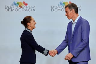 España y México zanjan su disputa diplomática por el pasado colonial con apretón de manos