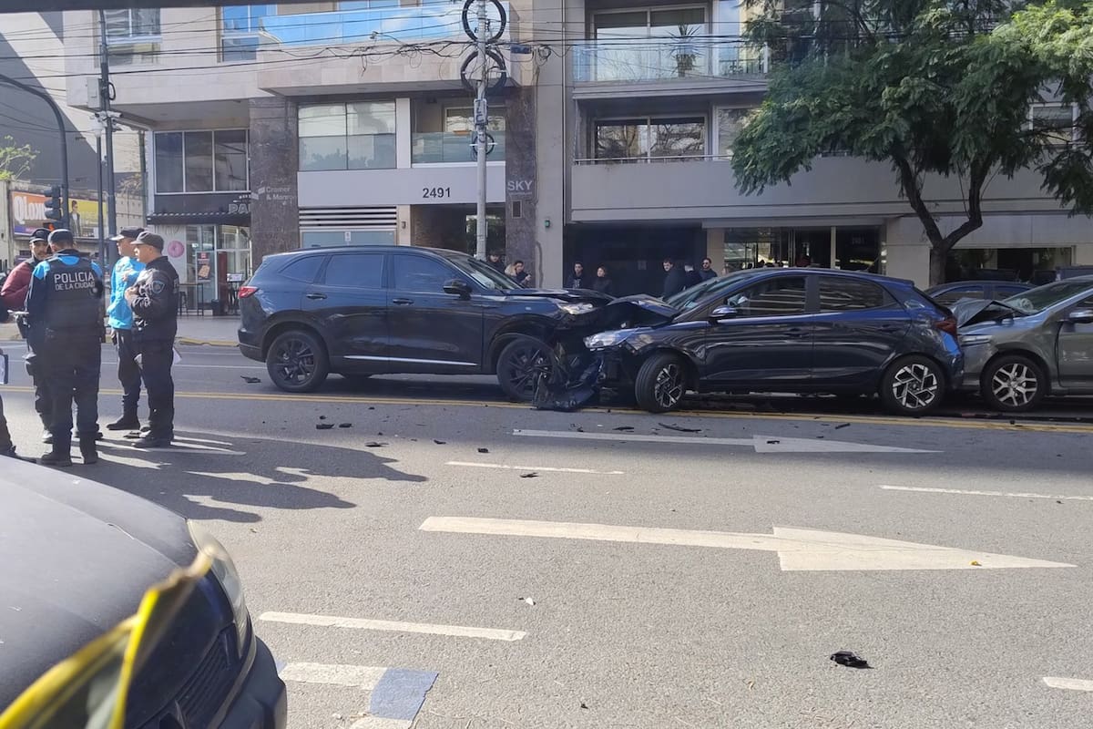 Espectacular choque múltiple en Belgrano