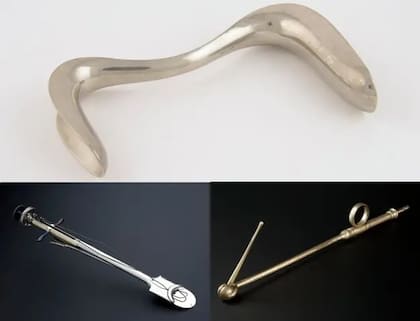 Espéculo vaginal de Sims (arriba); Histerotomo tipo Sims (izq) y Elevador uterino tipo Sims (der)