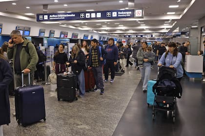 Esperan récord de vueltos este año en Aeroparque