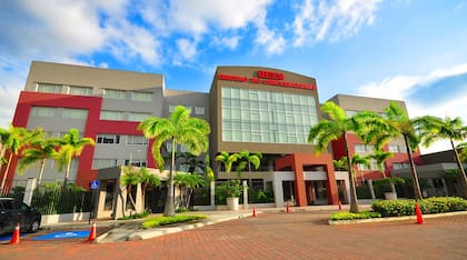 Espiritu Santo University