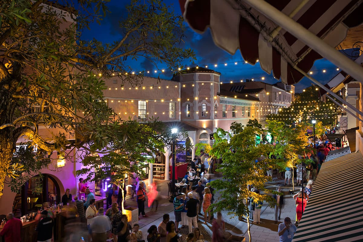 Esta calle de Miami fue creada especialmente para los artistas, pero su oferta incluye todo tipo de actividades