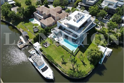 Esta es la casa allanada en el barrio El Yacht, de Nordelta, en busca de documentos de Faroni, informaron fuentes oficiales