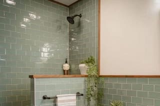 Las mamparas no van más: la última tendencia que las reemplaza