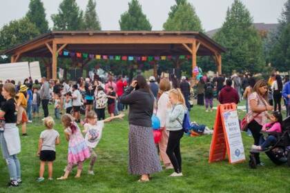 Esta festividad honra la cultura y las contribuciones de la comunidad hispana en Estados Unidos (Imagen de centralpointoregon.gov)