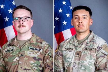Esta foto combinada sin fecha, creada con imágenes publicadas por la Guardia Nacional de Iowa, muestra a los sargentos William Nathaniel Howard (izquierda) y Edgar Brian Torres Tovar, asesinados en Siria. (Guardia Nacional de Iowa vía AP)