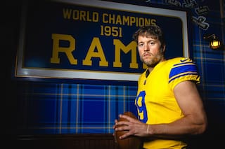 Rams presentan uniformes alternativos para honrar a los campeones de 1951 y los 60