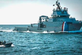 Islandia incauta barco de grupo activista antiballenero y arresta a la tripulación