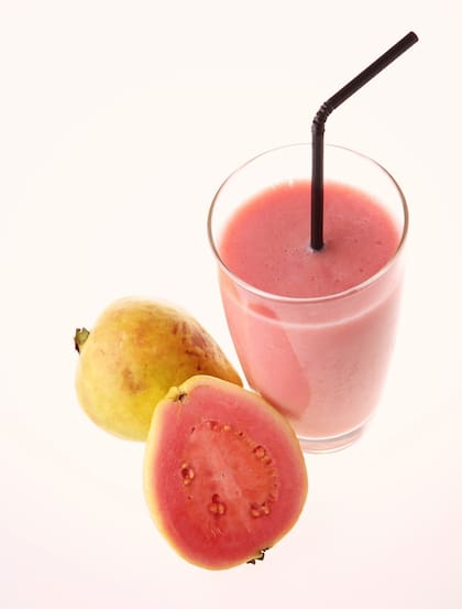 Esta fruta tropical aporta un sinfín de beneficios tales como su alto contenido de vitamina c y antioxidantes (Foto ilustrativa: PIXABAY)