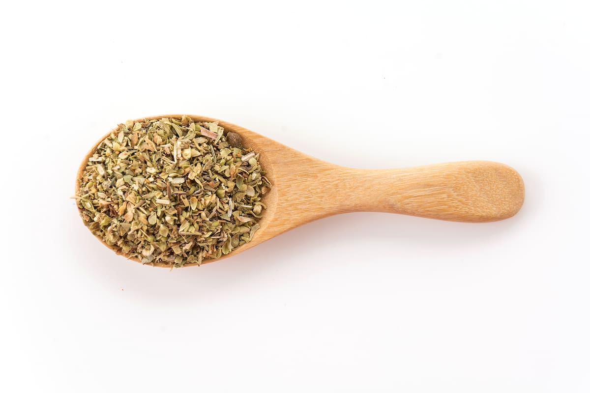 Esta hierba contiene una gran cantidad de antioxidantes como los flavonoides y el ácido fenólico (Archivo)