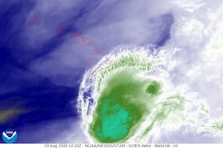 Tormenta tropical Moke amenaza con más lluvia para Hawái, que aún se recupera tras paso de huracán