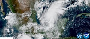 El huracán Isaías se intensifica rumbo a EE.UU.: tocará tierra en Florida y evacuan plataformas de petróleo en el Golfo