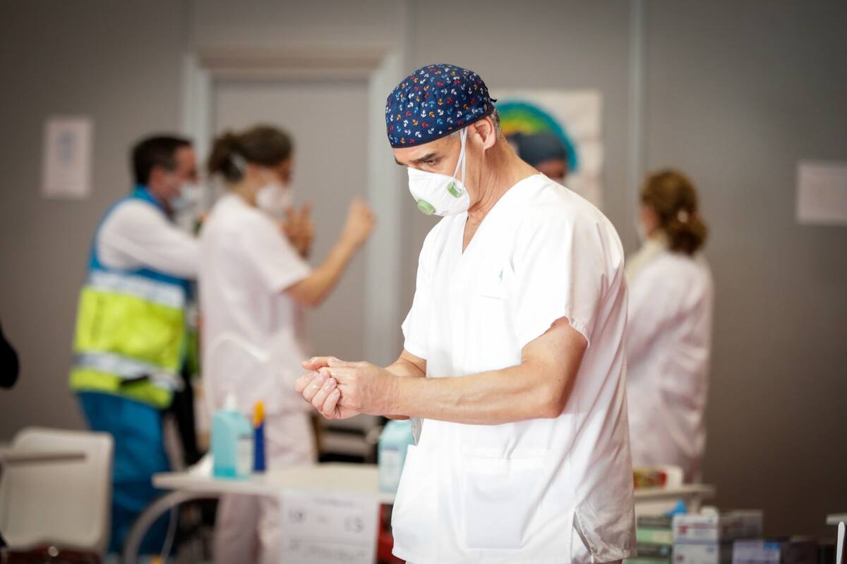 Esta mañana las autoridades del gobierno anunciaron una leve subida en la cantidad de muertos diarios,