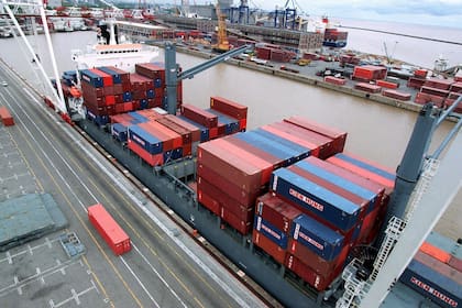 Esta medida permite eliminar un 36% de las operaciones de importación que ingresaban al “canal rojo” de Aduana, que representan un 7% del total de compras que ingresan al país