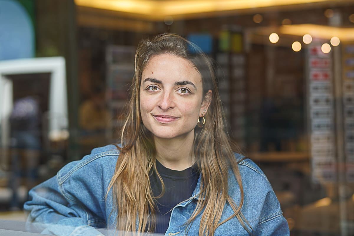 “Esta no es una novela histórica, sino una obra con una mirada absolutamente crítica y contemporánea”, dice Solà