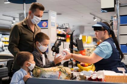 Esta oportunidad ofrece un sueldo de hasta 33 dólares por hora y beneficios como vacaciones pagadas, licencias por paternidad y plan de retiro