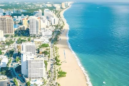 Esta playa se posiciona en uno de los primeros lugares de la Asociación Estadounidense del Automóvil (Instagram/@lauderdalian)