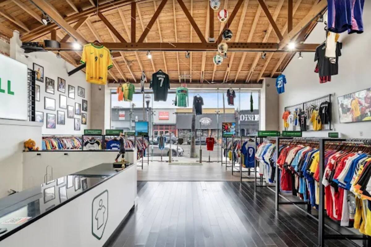 Esta tienda es un éxito a nivel mundial por tener jersey de todo tipo en la historia del fútbol (Classic Football Shirts Los Ángeles)