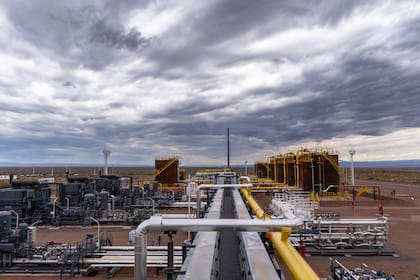 Esta zona tiene un potencial de recursos de entre 300 y 400 millones de barriles, así como 2 billones de pies cúbicos de gas natural.