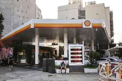 Estación de servicio de marca Shell en av. de los Incas y av. Álvarez Thomas