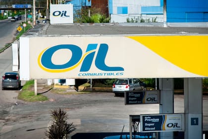Desde hoy, YPF y Dapsa se harán cargo de las operaciones de los activos de Oil, la petrolera que pertenecía a Cristóbal López