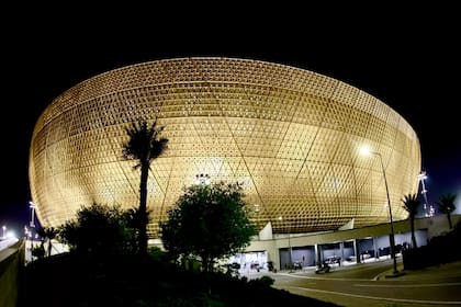 Estadio de Lusail está situado en la ciudad sureña de Lusail, a 15km al norte del centro de Doha.