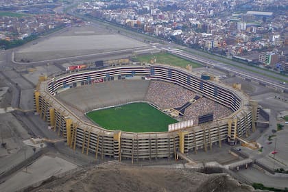 Una vista aérea del Monumental de Lima