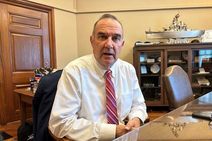 Estados liderados por republicanos implementan planes que podrían apoyar deportación masiva de Trump